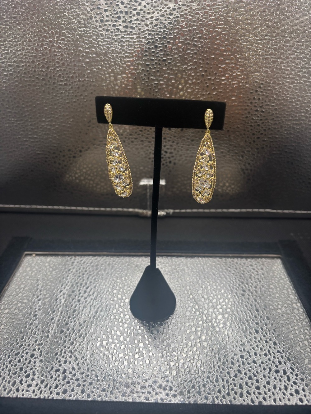 Gold Teardrop Crystal Filigree Earrings - Women Jewelry